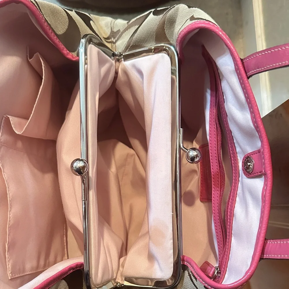 Stylish Brown and Pink Coach Bag - Picture 5 of 7